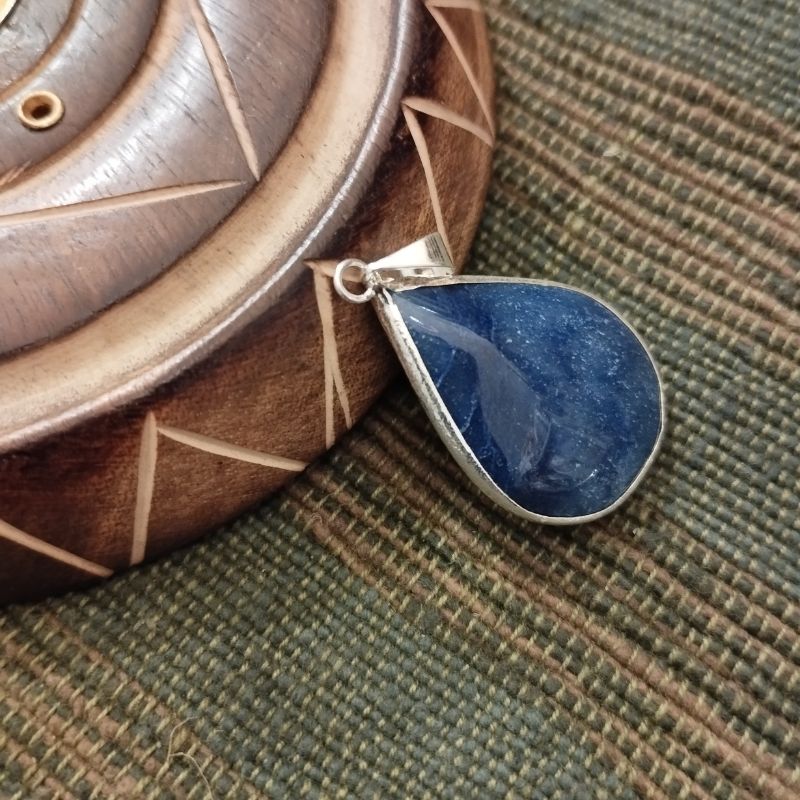 Μενταγιόν Μπλε Χαλαζίας – Blue Quartz Silver Plated Drop
